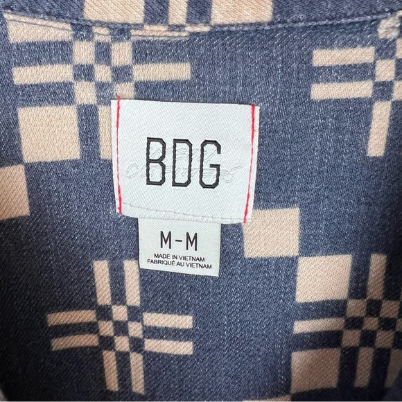 Urban Outfitters BDG Keanu Oversized Flannel Patterned Button Down Shirt - Picture 11 of 13